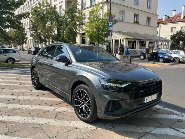 Audi Q8 5.0 TDI Quattro – luksusowy suv z mocą i komfortem w twoim zasięgu