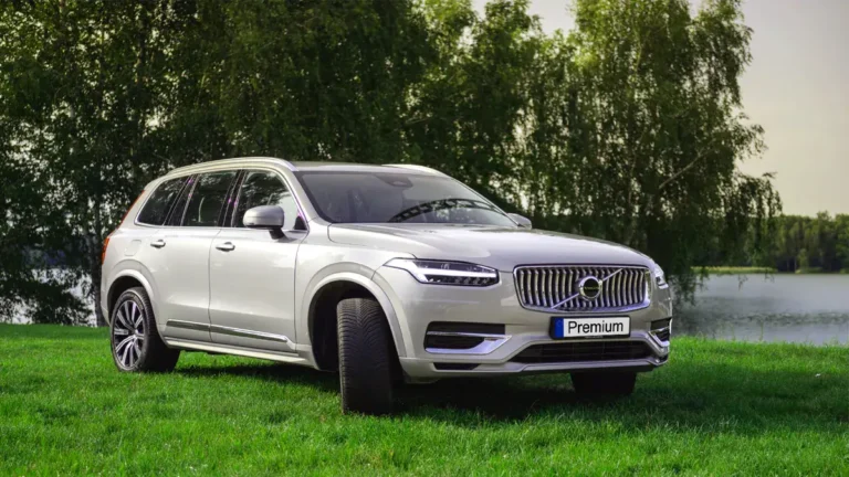 Volvo XC90 1.8d AWD – komfortowy suv premium z napędem 4x4 do wynajęcia